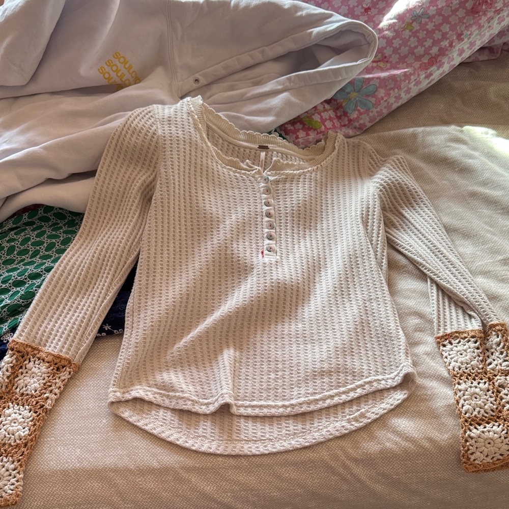 Free people sweater
